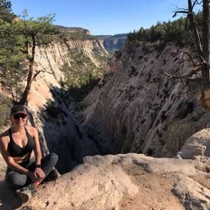 Meet your Posher, Amber